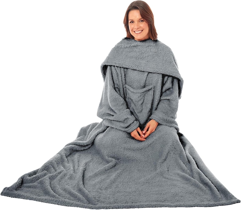 Wearable Blanket With Sleeves & Kangaroo Pocket Soft Sherpa Fleece ...