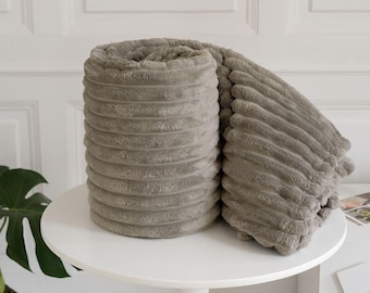 Cozy Chunky Ribbed Cord Throw Blanket – Velvet Touch Sofa Bed Throwover, Soft Fleece Snuggle Blanket for Comfort & Style