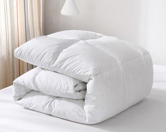 13.5 Tog Duck Feather Duvet – Warm & Cosy Duck Down Quilt with Microfibre Cover – Hypoallergenic Winter Bedding