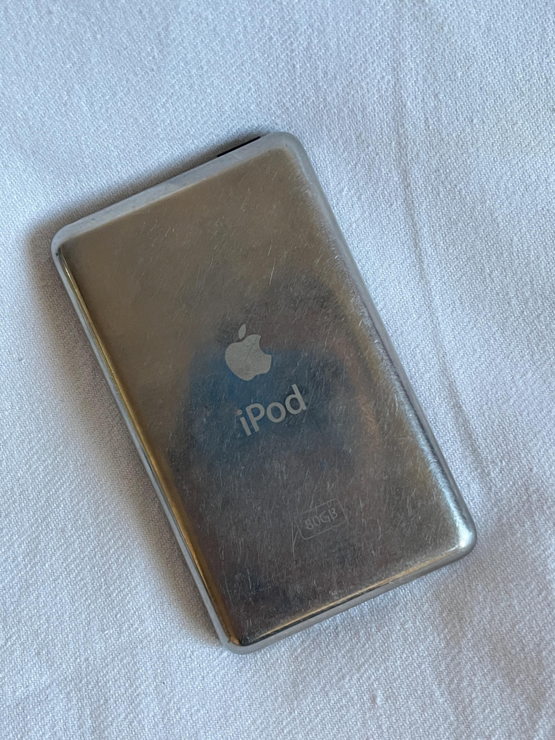 Apple iPod Classic 80GB | ビンテージMP3プレーヤー | Y2KレトロApple