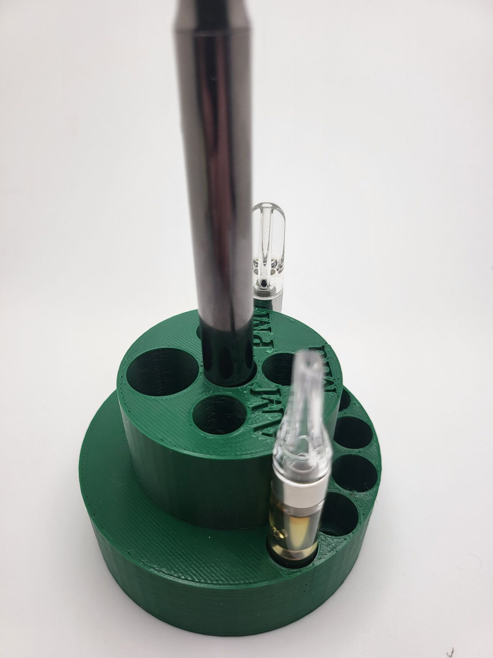 The Vapevault 510 Vape Cartridge Holder / Battery Display Stand