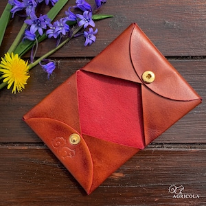 Personalisierte braune und rote Leder Bifold Brieftasche / Leder Organizer / Ledertasche / Vatertagsgeschenk / Weihnachtsgeschenk