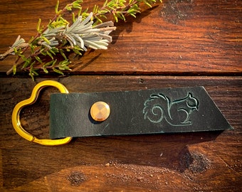 Handmade Leather Squirrel Keyring / Birthday Gift / Father&#39;s Day Gift / Boyfriend Gift / Wedding Favour / Groomsmen Gift
