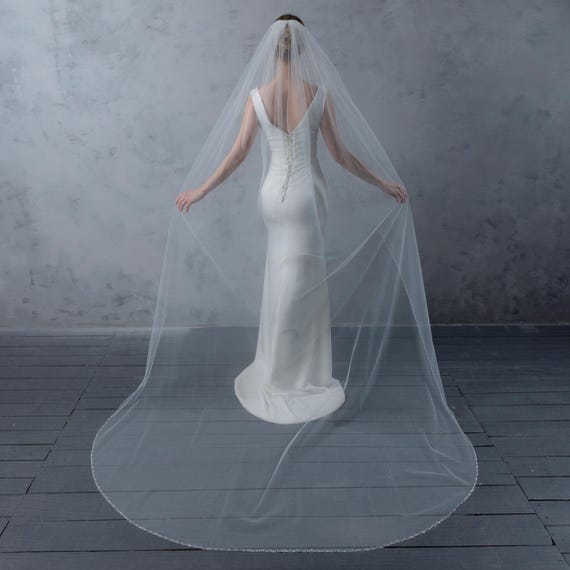 Cathedral Wedding Bridal Long Veil Ivory With Rhinestone  display picture 3