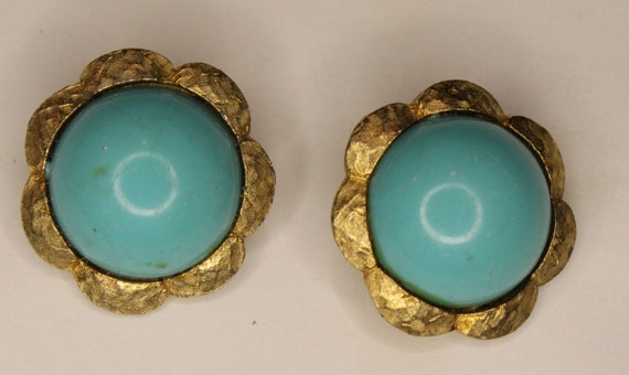 Vintage Teal Golden Flower Clip Earrings - image 1