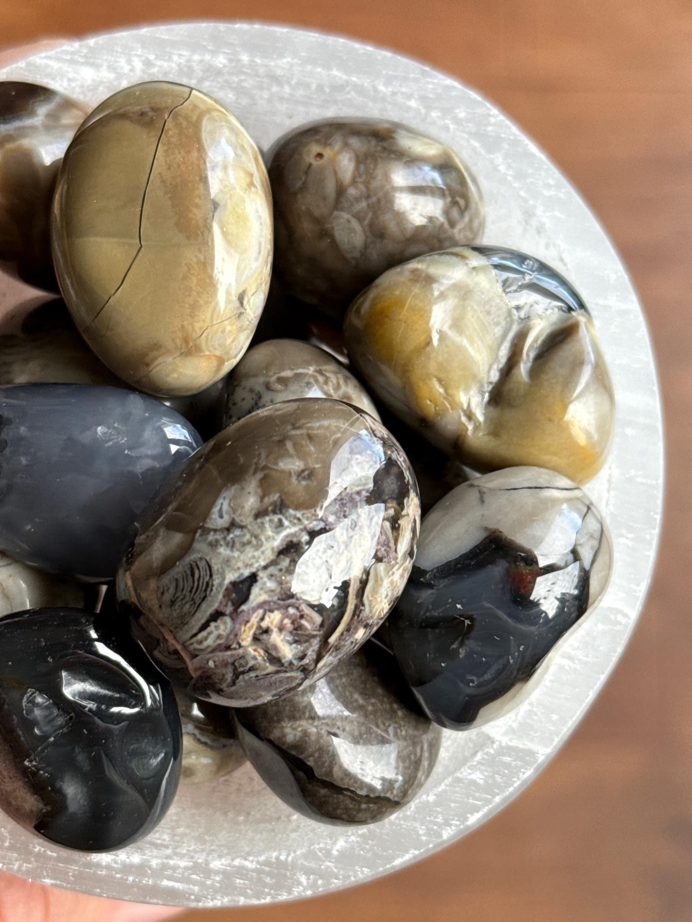 Volcano agate - Etsy 日本