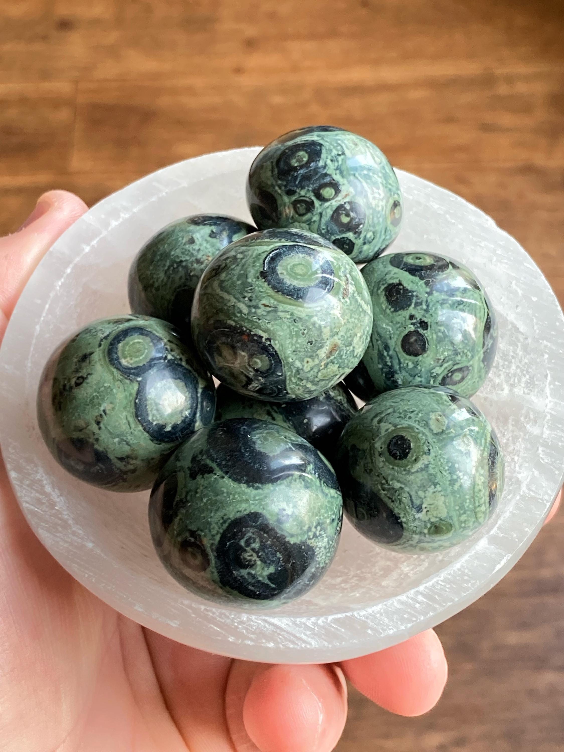 超レア！　カンババジャスパースフィア　約61ミリ カンババジャスパースフィア：倫理的に調達されたマダガスカル産