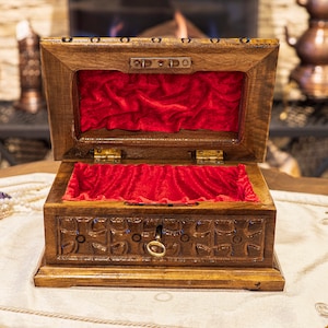Custom Wood Box, Handmade Box, Photo Box, Wooden Box, Jewelry Box, Ring Box, Medium Box, Ring Bearer Box, Small Wooden Box, Recipe Box, Box
