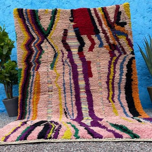 Large Authentic Pink Boujad Rug: Berber Wool, Moroccan Decor
