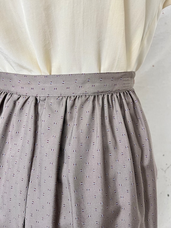 Vintage Silk Midi Skirt (M-L) - image 4