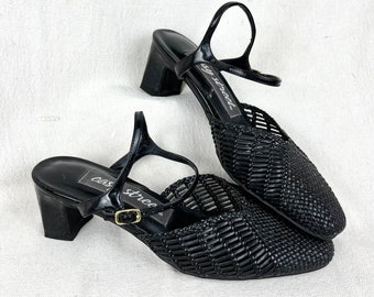 Vintage 90’s Woven Sandals (6.5)