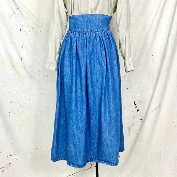 Vintage 80’s Calvin Klein Denim Skirt (XS)