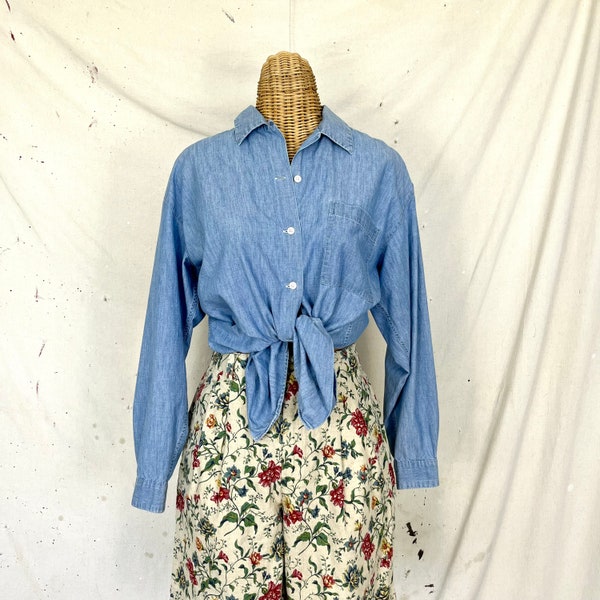 Vintage Chambray Button Up (L)