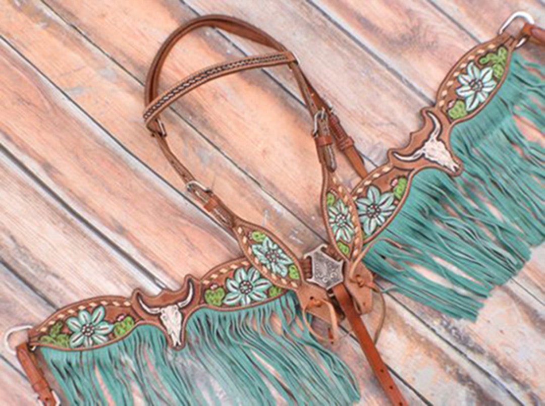 NEW! Showman ® Hand Painted Steer Skull and Cactus Headstall and Breast collar Set.