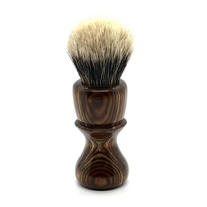 Nutmeg 24/26mm Shave Brush