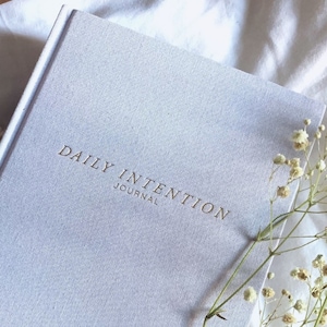 The Daily Intention Journal | Daily Gratitude Journal | Mindfulness Journal | Self-care Journal | Encourage Positivity