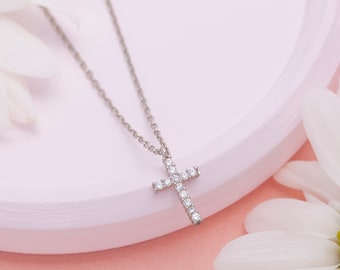 Cross Necklace, Diamond Cross Necklace, Cross pendant, 14k Gold Diamond Cross, Dainty Diamond Cross, Baptism Gift, Communion, Christmas Gift