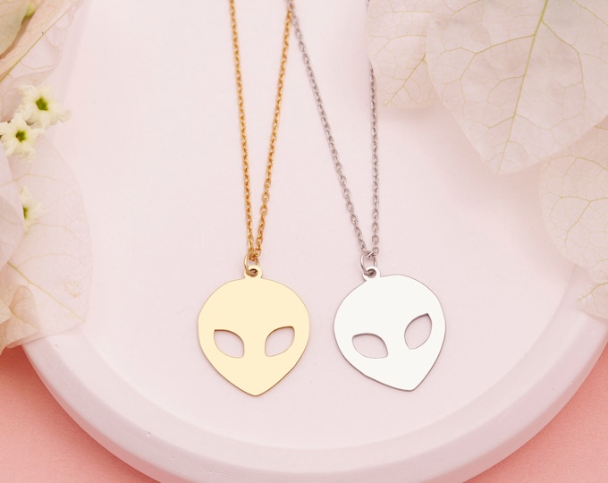 925K Sterling Silver Alien Charm, Unique Alien Face Necklace, Alien Face Charm, Tiny Alien Necklace, Alien Face Necklace, UFO Necklace