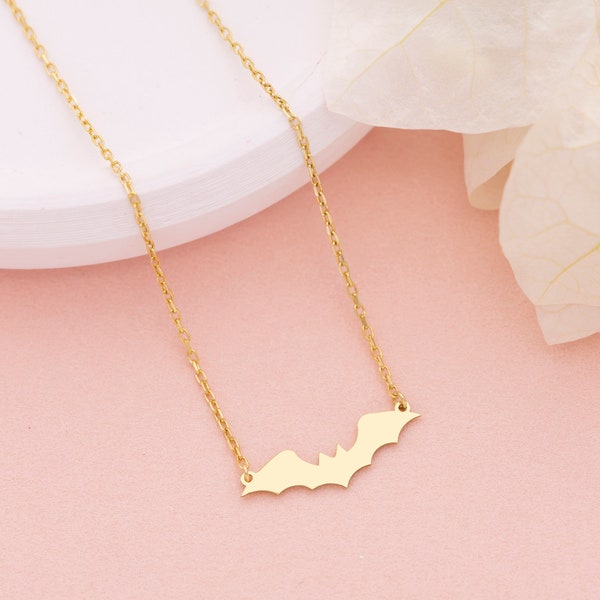 Tiny Cute Gold Bat Necklace, Cute Spooky Bat Jewelry, Minimalist Gothic Necklace, Simple Necklace, Birthday Gifts, Halloween Gifts