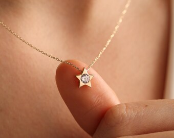 14K Solid Gold Star Necklace, Dainty Celestial Pendant, Minimalist Diamond Jewelry, Christmas Gifts for Her Women, Mother’s Day Gift for Mom