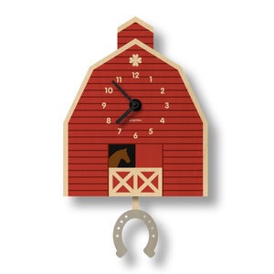 Pferdestall Pendeluhr - Kinderzimmer Dekor - Pferdeliebhaber - Küchendeko - Bauernhof - Uhr für Kinder - Tiere - Made in USA