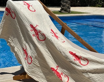 Serviette de plage imprimée à la main de salamandre, Peshtemal, jeté turc en coton biologique personnalisé, couverture de yoga Boho Meditation