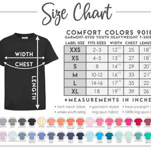 K&ouml;nnte beinhalten: Schwarzes Comfort Colors Jugend-T-Shirt mit Gr&ouml;&szlig;entabelle. Die Tabelle listet Ma&szlig;e in Zoll, mit &auml;quivalenten cm-Ma&szlig;en. Das T-Shirt hat ein Twill-Nackenetikett und besteht aus ringspinnbarem Stoff. Verf&uuml;gbare Farben werden angezeigt.
