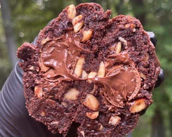 Cookies, Giant Gourmet 6 oz Ferrero Rocher Chocolate Cookie with Chocolate Chips, Hazelnut | New York Style, Premium Artisan Cookie