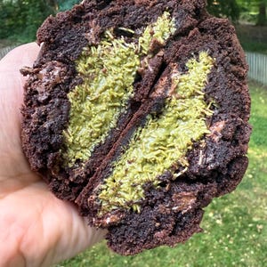 Cookies Dubai, New York Style Cookies 6 oz – Pistachio Cream Kataifi Filled | Trendy Flavors | Thick Gourmet Cookies