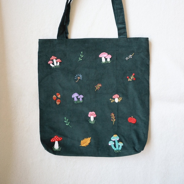 Mushroom Embroidered Velvet Tote Bag, Velvet Bag With Mushroom Embroidery, Vintage Handmade Shoulder Bag, Gift for Women, Hand Embroidery