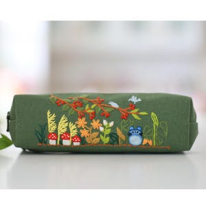 Hand Embroidered Pencil Case with Flower Embroidery, Pen Case, Floral Makeup Pouch, Flower Makeup Bag, Mother's Day Gift 5 - Green