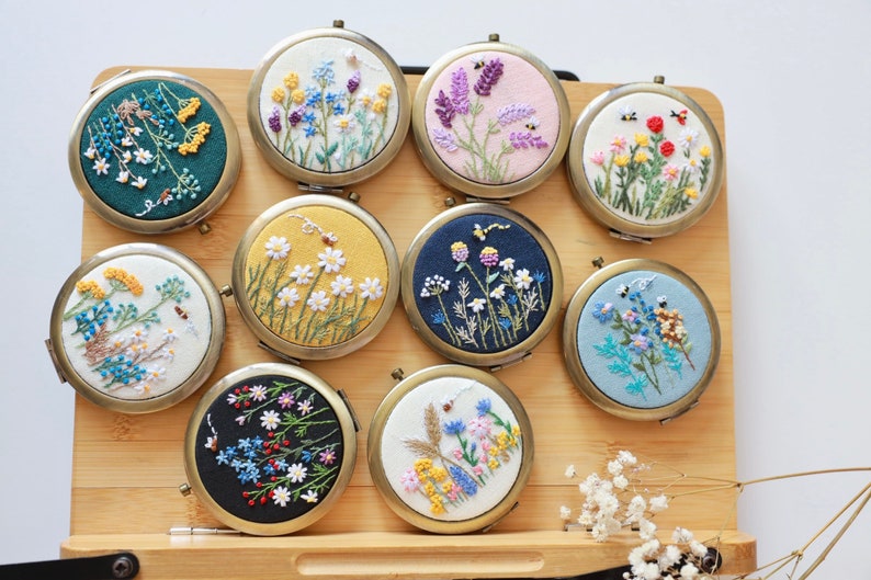 Floral Embroidered Compact Mirror, Pocket Mirror, Makeup Mirror, Vintage Gift for Her, Bridesmaid Gift, Wedding Favor, Christmas Gift. image 1