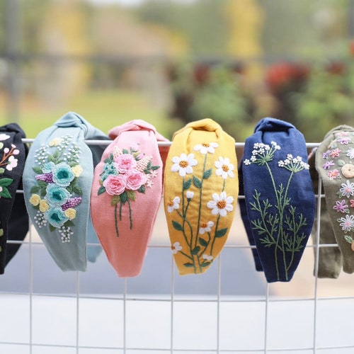 WOVEN TWIST HEADBAND HOW DOES YOUR GARDEN GROW main image 1