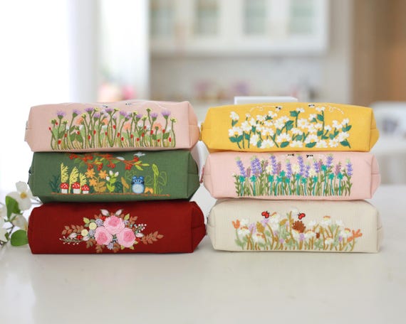 Hand Embroidered Pencil Case with Flower Embroidery, Pen Case, Floral Makeup Pouch, Flower Makeup Bag, Mother's Day Gift