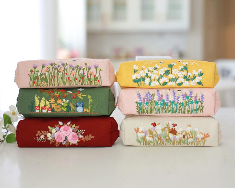 Hand Embroidered Pencil Case with Flower Embroidery, Pen Case, Floral Makeup Pouch, Flower Makeup Bag, Mother's Day Gift image 1