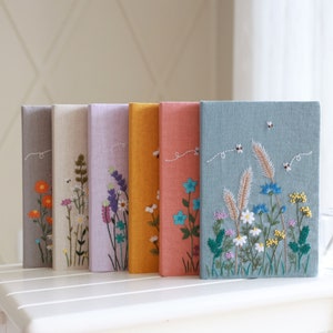 Hand Embroidered Notebook with Flower Embroidery, Unlined Linen Diary, Floral Embroidered Journal, Hardcover Notebook, Gift For Writers