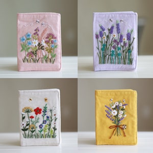 Funda de pasaporte bordada a mano con bordado de flores, billetera de pasaporte vintage con flores, porta pasaporte hecho a mano, regalo de San Valentín
