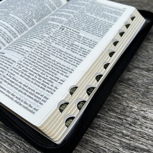 KJV Mens Faux Leather Bible Personalized Bible for Christian Men Faith Inspired Gift for Dad Zippered Bible Gift for Fathers Day Thumb Index