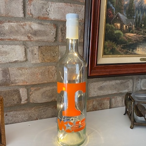 Tennessee Volunteers Vols wine bottle light (battery operated)