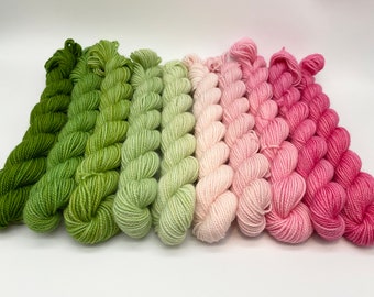 Fade gradient Hand-dyed set of 10 mini skeins 10g 20g, full skein Spring Flowers ready to ship mini set 80% Superwash wool 20Nylon sock yarn