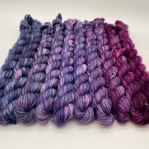 Fade gradient Hand-dyed set of 10mini skeins 10g Plum Purple Denim fade ready to ship mini set 80% Superwash wool 20 nylon sock yarn