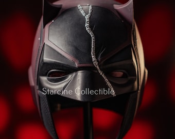 Casco DD de resina roja dañado por la batalla, disfraz de cosplay