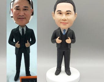 Personalised bobbleheads, custom bobbleheads, custom bobbleheads for men and women, Valentine's Day gifts, bobblehead gifts