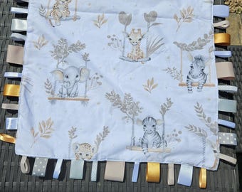 LARGE TAGGY in two designs