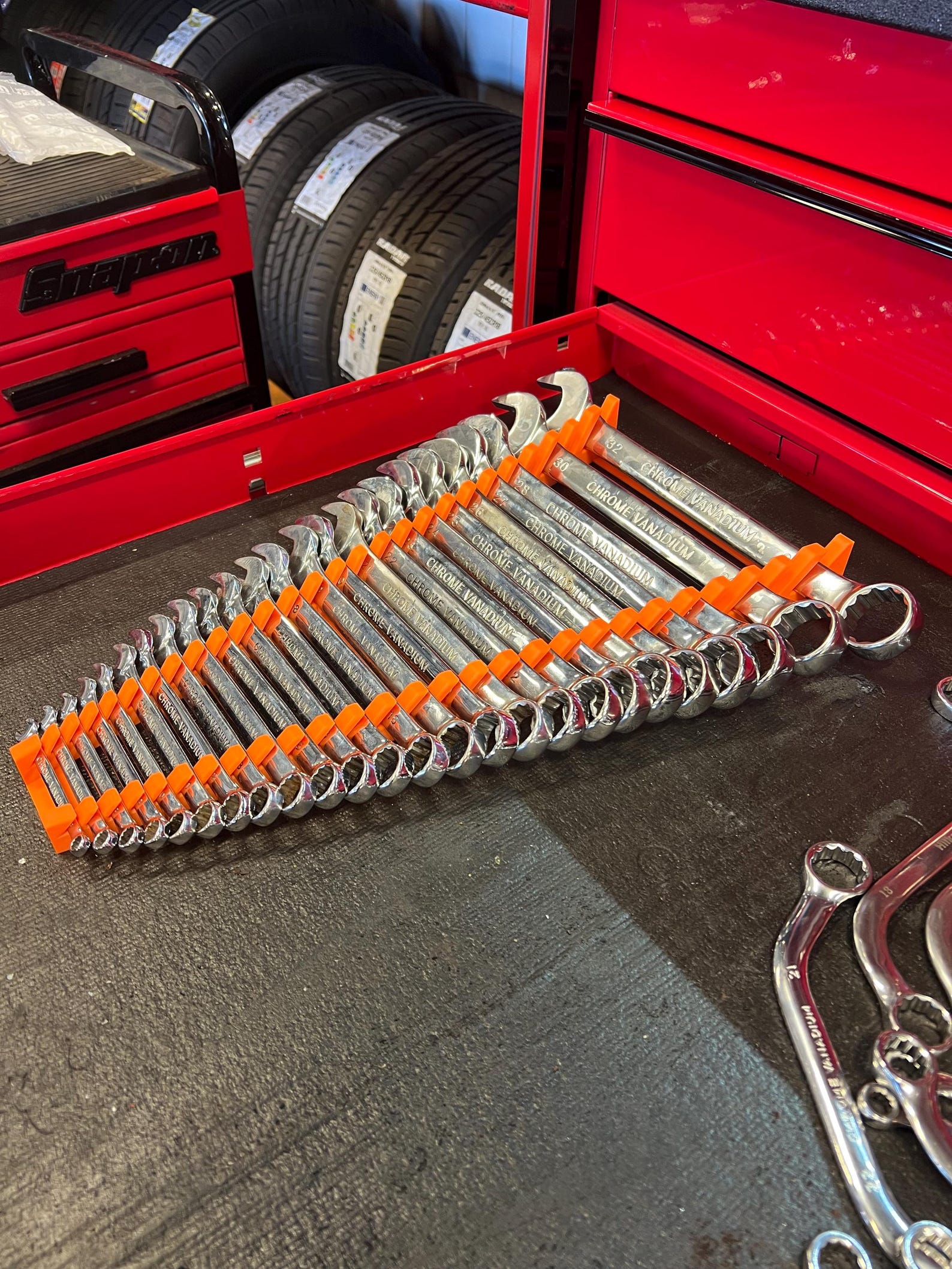 Large Spanner Rack | 6mm-32mm (27 Slot) | Spanner Holder | Wrench Rack ...