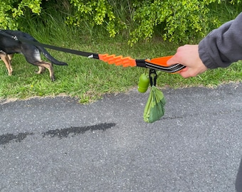 Dog Poop Bag Carrier with Clip, Pet Poo Bag Carrier, Pet Accessories, Dog Accessories
