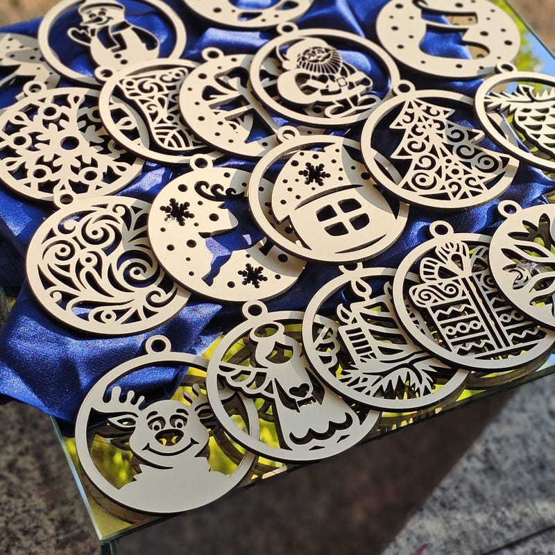 Christmas Stencils Pcs Etsy christmas-stencils-pcs-etsy