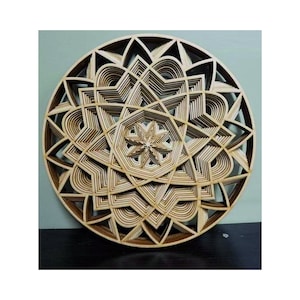 Multicouche Sculpture en bois Mandala Disposition svg fichier mandala svg mandala dxf multicouche mandala découpe au laser cnc glowforge vector plan vectoriel