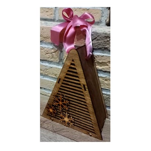 Laser Cut Geschenkbox svg Datei , Dreieck Form Geschenkbox svg , Holzkiste svg , Weihnachten Box Datei , Neujahr Box svg , Glowforge cnc plan 3mm