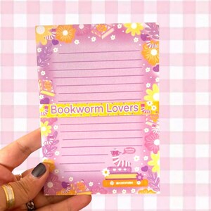 Bookworm Lovers Notepad | Stationery A6 notes floral book-lovers floral colourful book-stack
